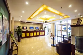 GreenTree Inn Qinhuangdao Peace Avenue Express Hotel - Image 2