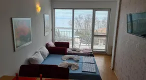 Sunny House - Image 2