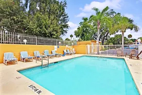 Sunset Inn Daytona Beach - Image 2