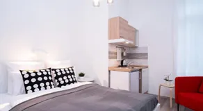 New comfy studio at convenient location - Image 2