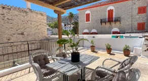 Douskos Guesthouse - Image 2
