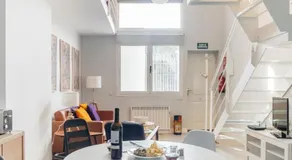 HOMEABOUT RETIRO Apartment II - Image 5