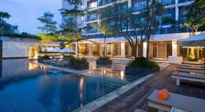 Delonix Hotel Karawang - Image 2