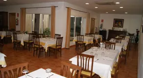 Hostal Restaurante Bustos - Image 5