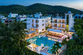 Sanya Haishi Pool Design Homestay (West Island Tourist Scenic Area) - Image 2
