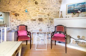 Private studio in historic house - Image 5