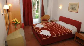 Hotel Pantheon - Image 2