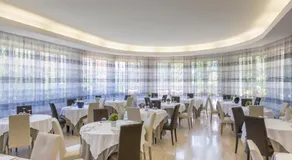 Hotel Kon Tiki - Image 4