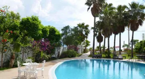 On Hotel - Image 3