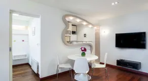 Apartment 18 - Image 2