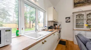 2 Bed in Battle oc-m31780 - Image 4