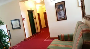 Paul's Hotel - Image 2