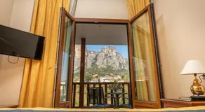 Famissi Hotel - Image 2