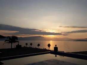 Rogate Beach Hotel - Image 3