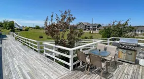 Baywatch Lighthouse Cottages & Motel - Image 4