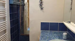 Maison accueillante avec piscine à Meursac + Spa - Image 2
