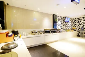 Hotel 88 Mangga Besar Raya 120 Jakarta By WH - Image 5
