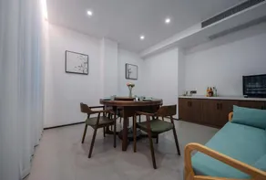 Yue Man · Riverside Homestay (Xiangxi Street Store, Muyu Town, Shennongjia) - Image 5