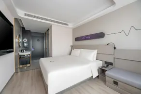 Atour X Hotel Jinan Jingshi Road Provincial Sports Center - Image 2