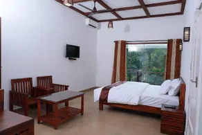 Coffee and Pepper Plantation Homestay - Image 2