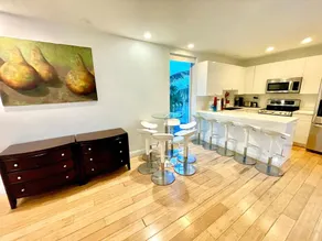60 Guests Luxury South Beach Private Estate - Image 3