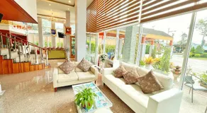 Peak Boutique City Hotel Krabi - Image 3