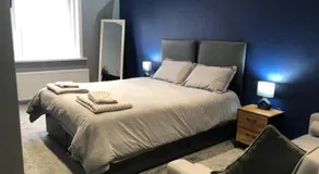 Affordable Luxury 1 Stunning apartment Sunderland close to City centre hospital Crown Works Studio and Nissan - Image 2