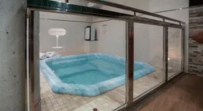 Motel Emporio - Image 2