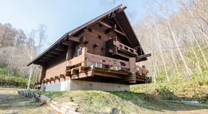 Lake Toya Hillside House - Image 3