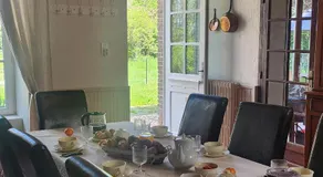 La Longère du cheval noir chambre d'hôtes référence et table d'hôtes, en pleine nature, proche d'une cité médièvale, parking couvert securisé - Image 3