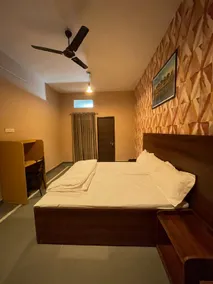 Dev Stay Inn - Image 2