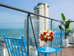 Royal Family Hotel - Image 3