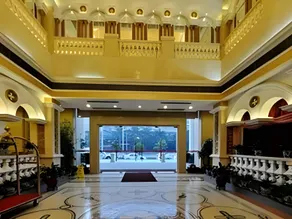 Vienna Hotel Shenzhen Pinghu Center Metro Station - Image 2