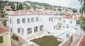 Liberty Suites Spetses - Image 3
