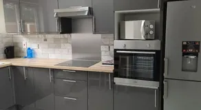 Studio with Private Kitchen - Image 4