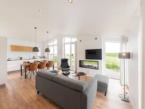 Modern Wemeldinge Holiday Home for 6 - Image 2