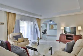 Siam Pool Villa Pattaya - Image 2