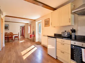 Holiday Home in Andover near New Forest Park - Image 3