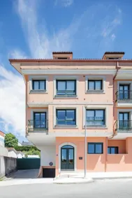Luxury Singular Apartments Orange - Image 4