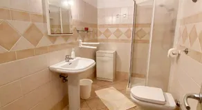 B&B Lichitu - Image 2
