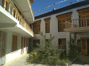 Zambala guest house - Image 5