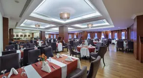 Palan Ski & Convention Resort Hotel - Image 4