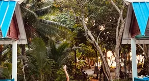 Blue Sea Beach Bungalows - Image 5
