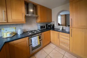 Spacious 3BR House By Kammili Properties in Westhoughton - Free Parking - Image 3