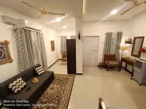White Lily home away from home - Image 2