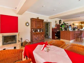 Villa Antares I & II - Image 4