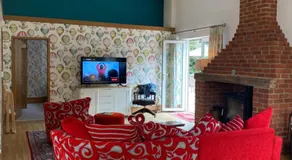 Entire Propety for Four near Bournemouth, private Hot Tub, Alpacas in the Quaint Dorset Countryside - Image 2