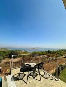 Stone Livenz Villa - Image 3