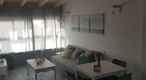 APT 5 - Apartamento en la playa de El Palo - Image 2