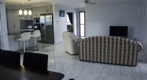 Family Friendly Holiday Home - Image 2